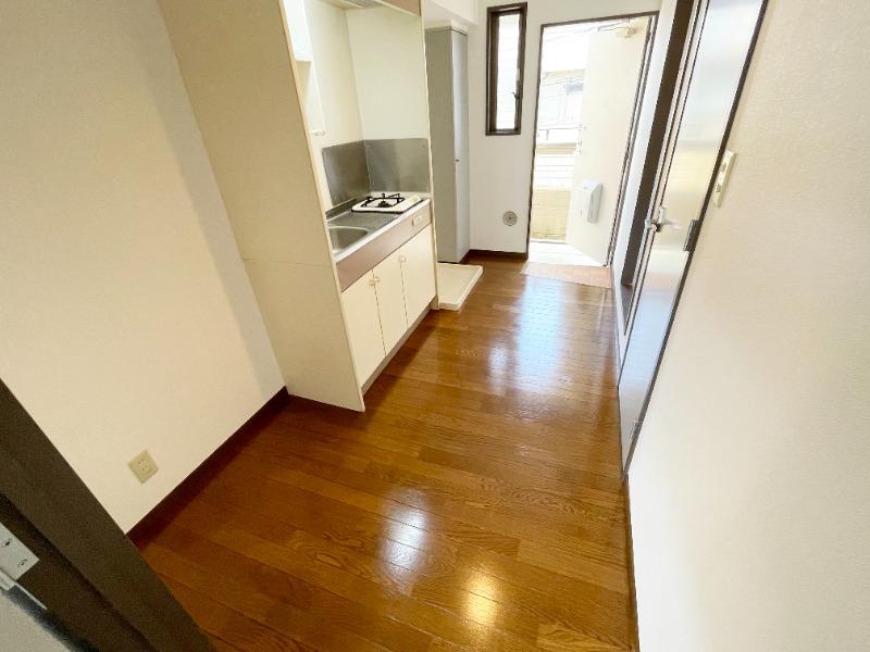 クレール本橋2階 内観