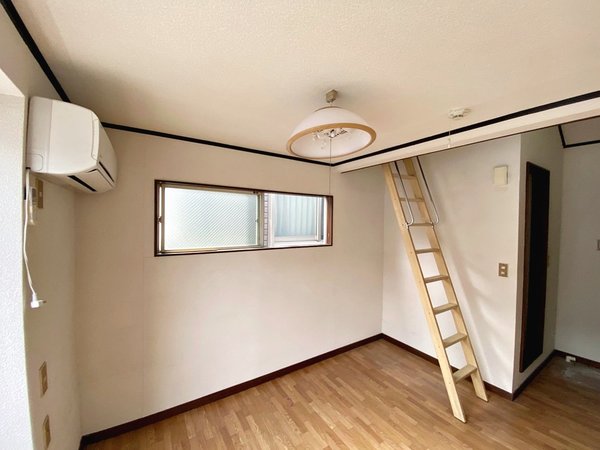 ブルーウィング リビング