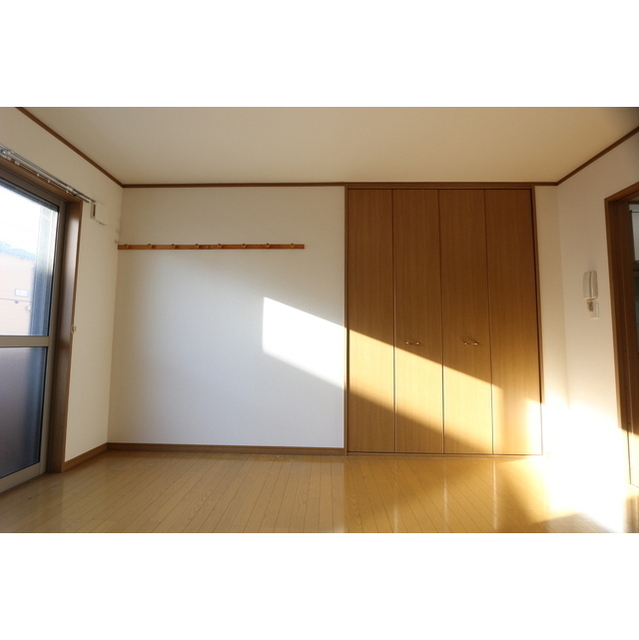 シルヴァン　スクエア102号室 リビング