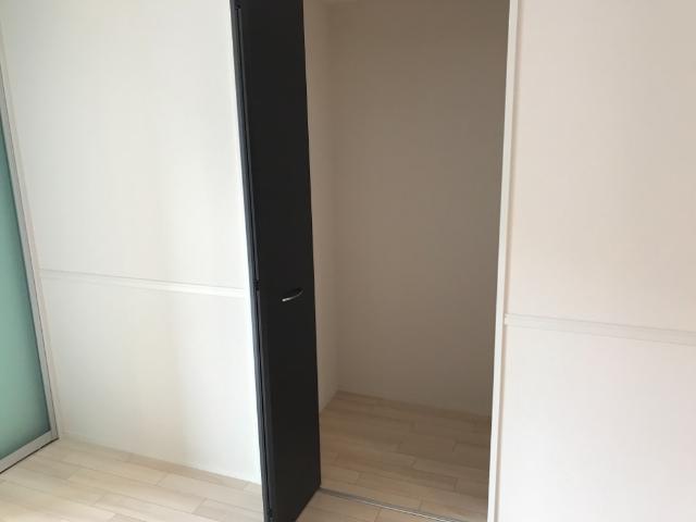 リブロ弐番館 収納