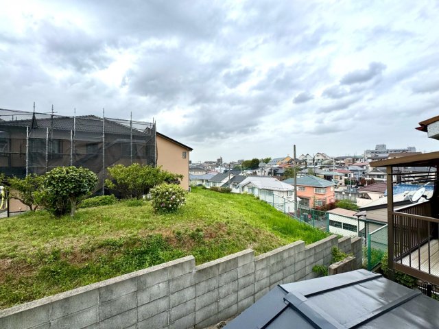 朝霞市宮戸 戸建て ２階の西側、きれいな夕陽が見えます