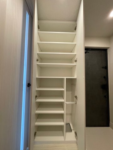 DIPS綾瀬506号室 収納