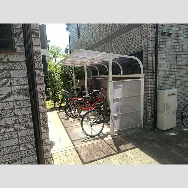 ル・ソレイユシェソワ　ABCDB101号室 駐輪場