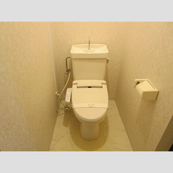 エムズ・アーク　A棟104号室 温水洗浄暖房便座