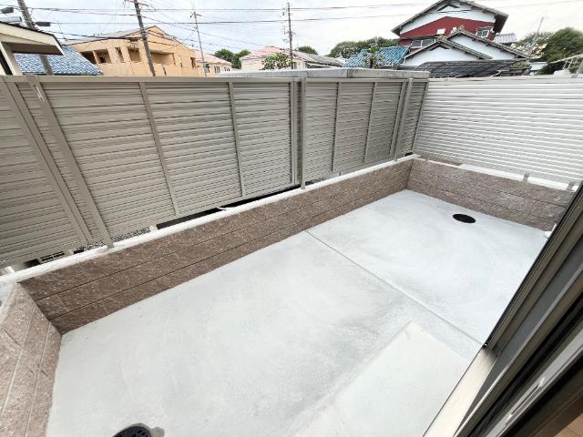 ナチュラル　ライズ102号室 庭（イメージ）