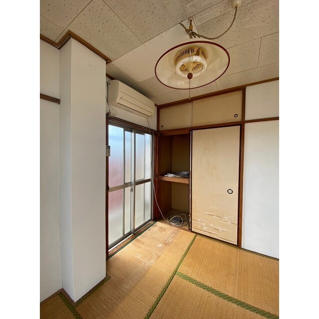 杉山ビル301号室 収納