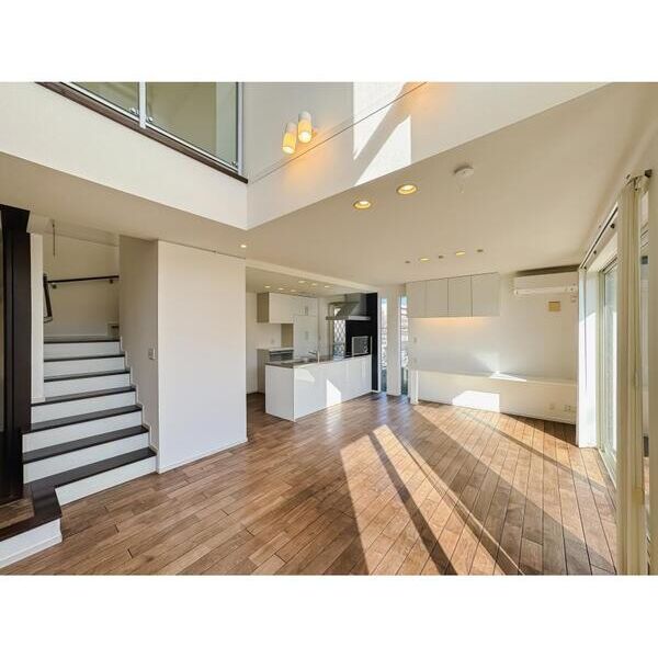 フォレストハウス緑台 リビング