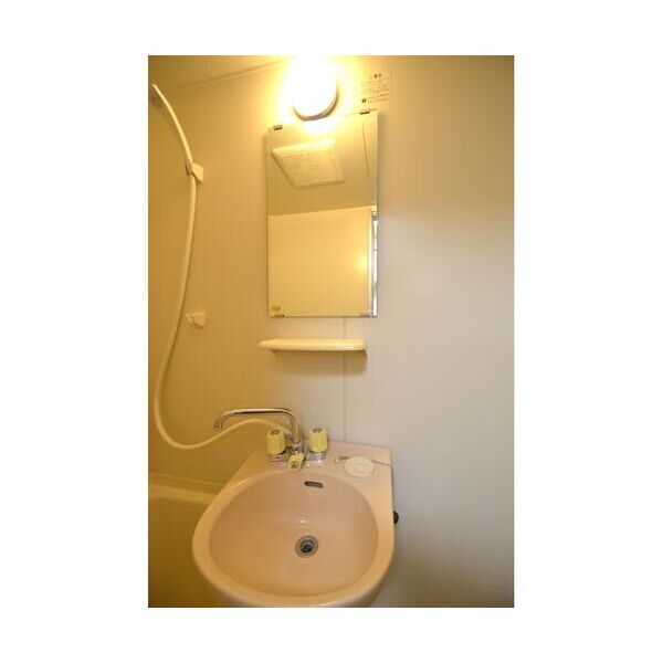 ケインズ・コート104号室 同建物別部屋の参考画像