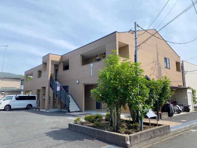 アシューレ 外観写真（昼）