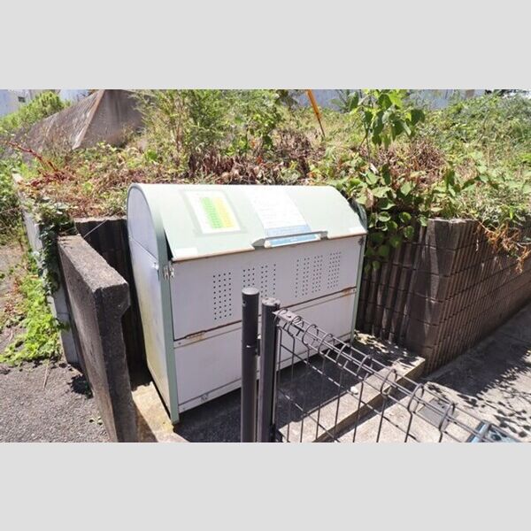 カサベルデ ゴミ置き場