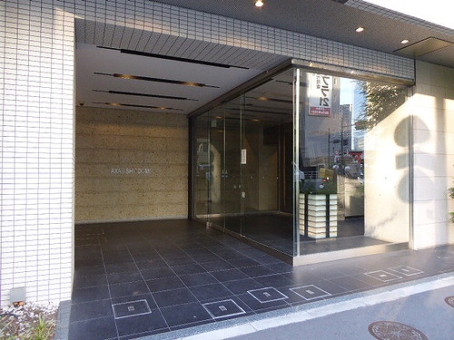 ＡＸＡＳ汐留 エントランス　※2018年10月撮影の写真