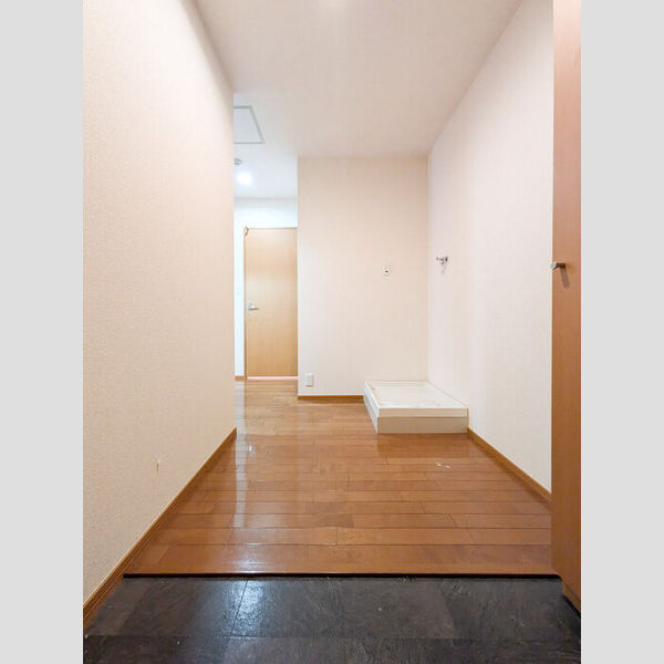 インパレス 玄関