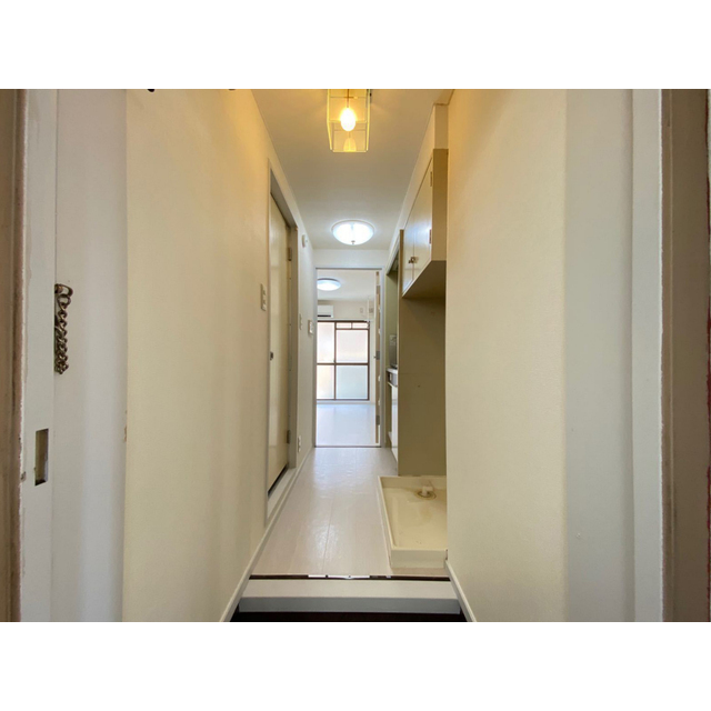 アミティY205号室 玄関