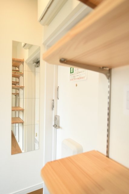 クレベール西新宿フォレストマンション2階 ※家具小物等はイメージです