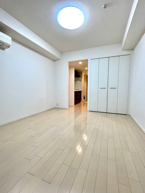 レジディア神田岩本町 寝室