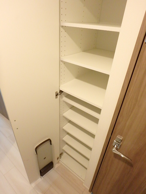 ガーラ横濱関内グランドステージ8階 シューズクローゼット