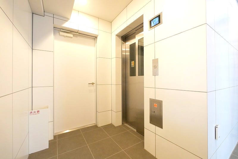 PREMIUM CUBE 東中野3階 外観