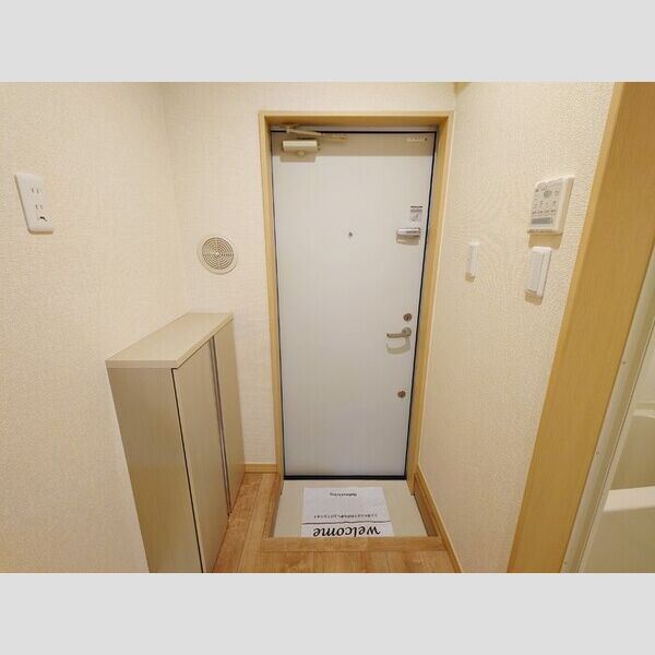 ウイング矢川 玄関