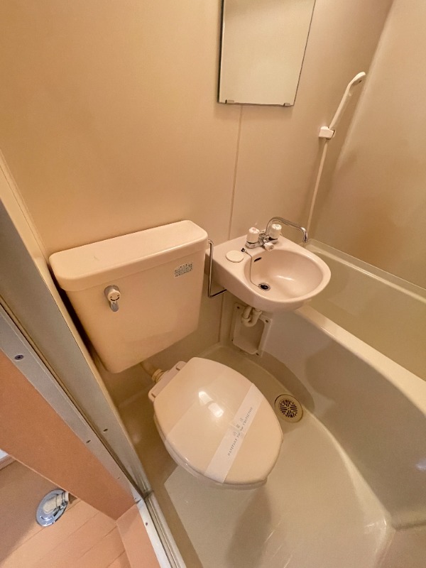 レット・イット・ビー トイレ