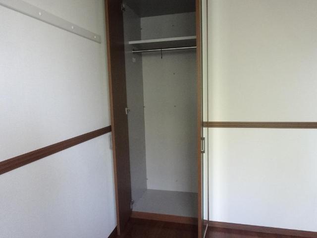 グレイスヴィラ　Ｓ．Ｔ． クローゼット（洋室）