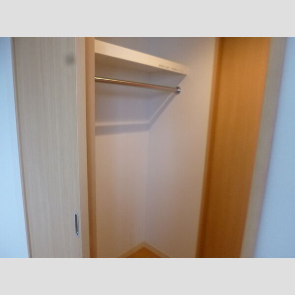 AKレジデンス本八幡805号室 収納