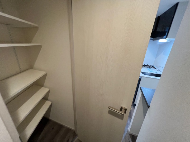 CREAL常盤台1階 下足入れ