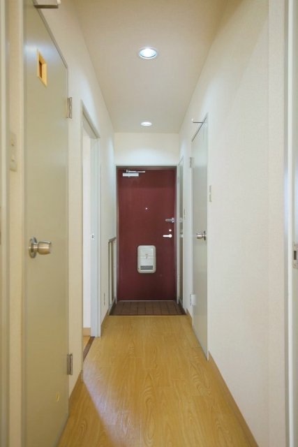 グリーンゲーブル2階 玄関