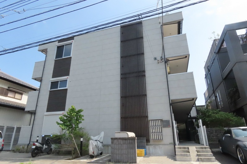 リブリ・エルドール3階 外観