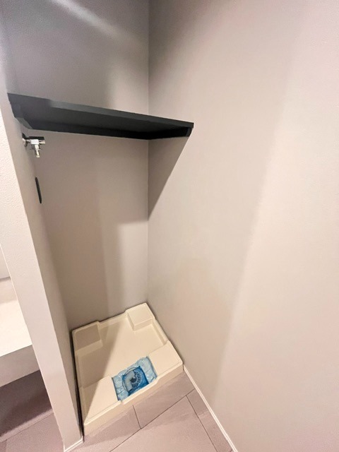 レジディア西麻布5階 洗濯機置場