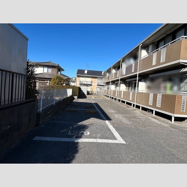 ベルハイムⅡ 駐車場