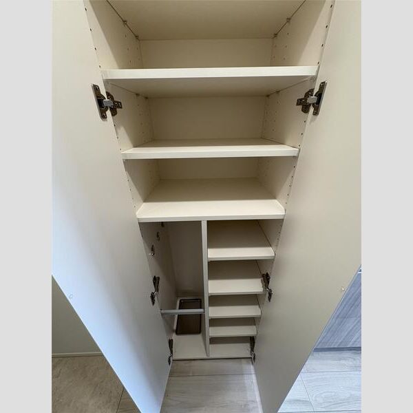 MAXIV横浜吉野町TRE702号室 洗面