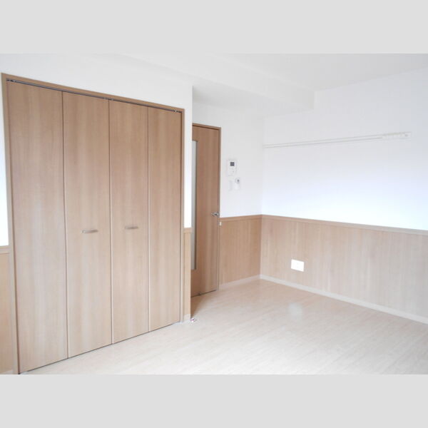 リーゾ206号室 洋室