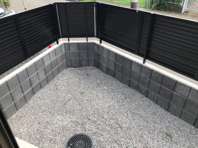 アンソレイェ101号室 庭