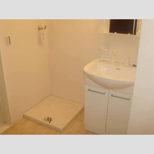 ロイヤルヒル共栄　Ⅰ ロイヤルヒル共栄Ⅰ3号室 洗面