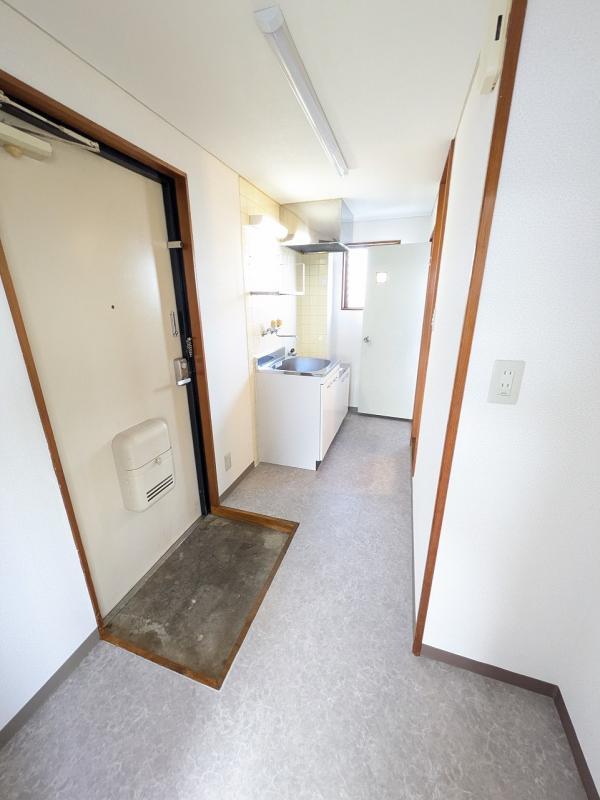 ピュアハウス(E-164)3階 玄関