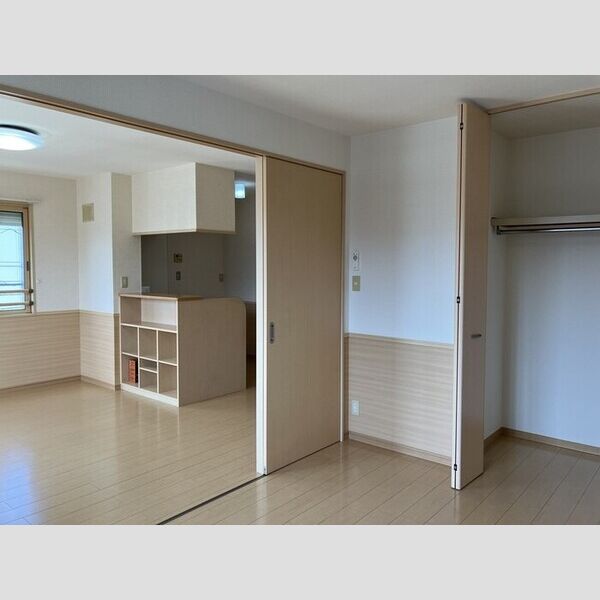 フレスカ202号室 洋室①(別角度)