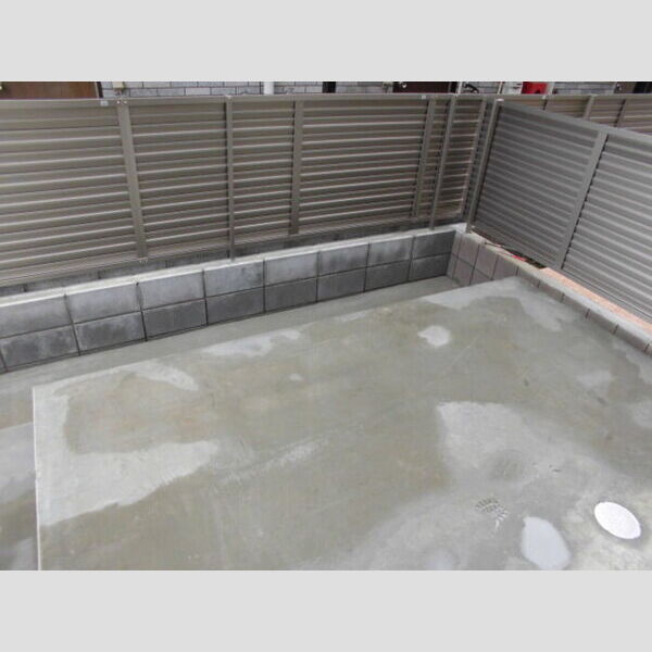 Azalea辻前　B102号室 テラス