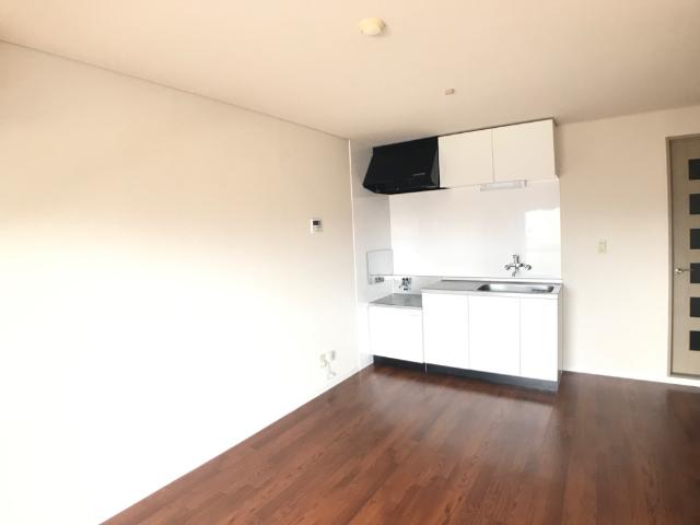 グリーンヒルズ香川302号室 キッチン