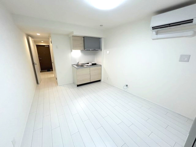 モンソレイユ方南町402号室 内観