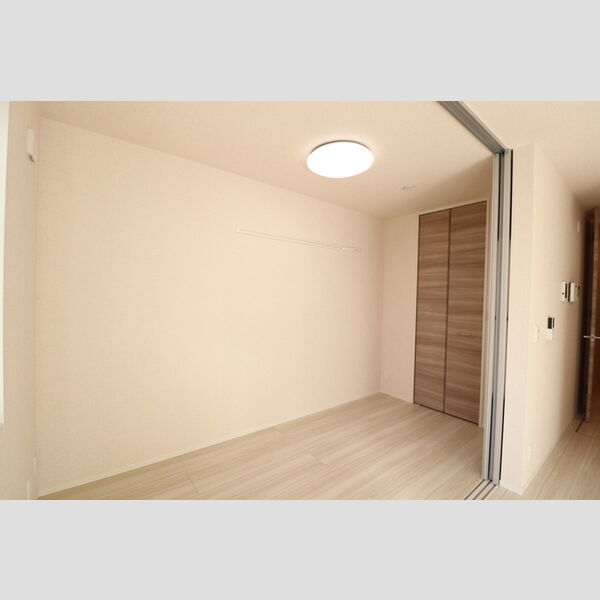 コンフォート101号室 洋室