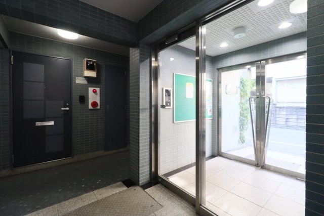 スカイコート新宿第７2階 エントランス