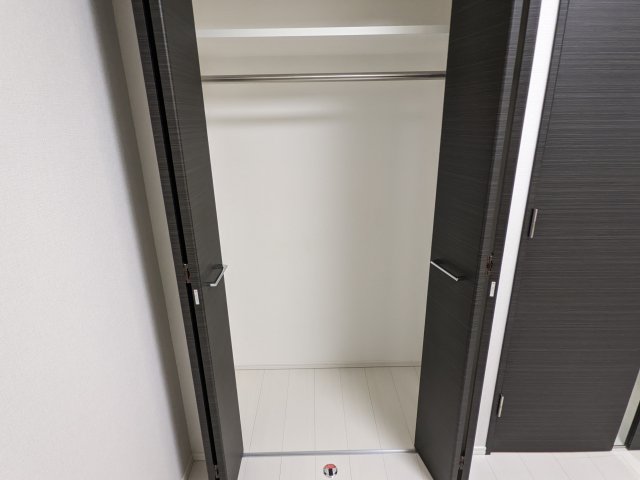 PREMIUM　CUBE新中野104号室 収納