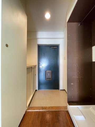 パレ・ドール早稲田 玄関