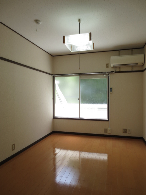 メルハイム三鷹台 居室1