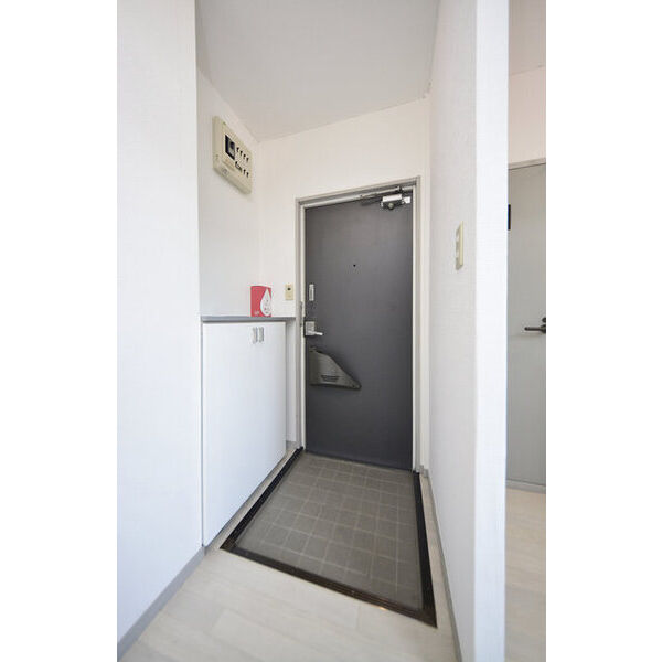 アイレッツM 玄関