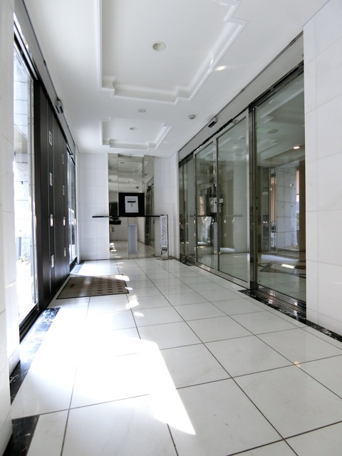 ガーラ大井町ゼームス坂上3階 清潔なロビーです