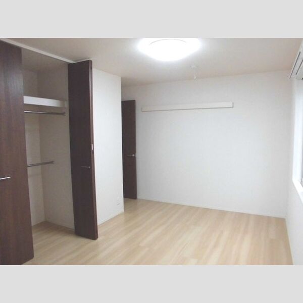 アベリア101号室 洋室6帖