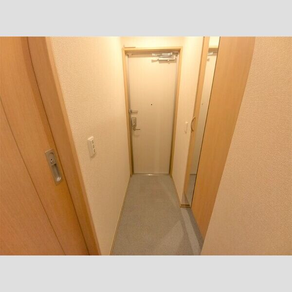 ヴィルクレール　Ⅰ301号室 玄関