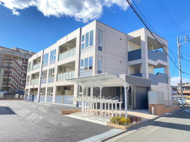 アヴァンサの外観画像