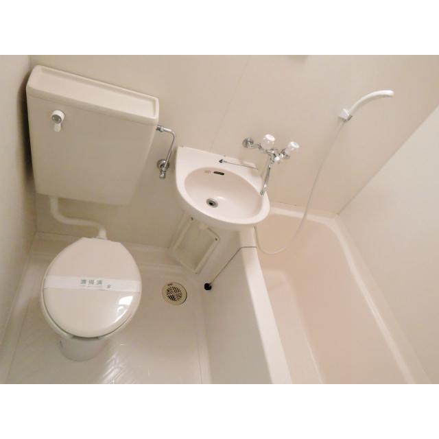 プレールミホカテリーナ武蔵小山 ※掲載写真別号室